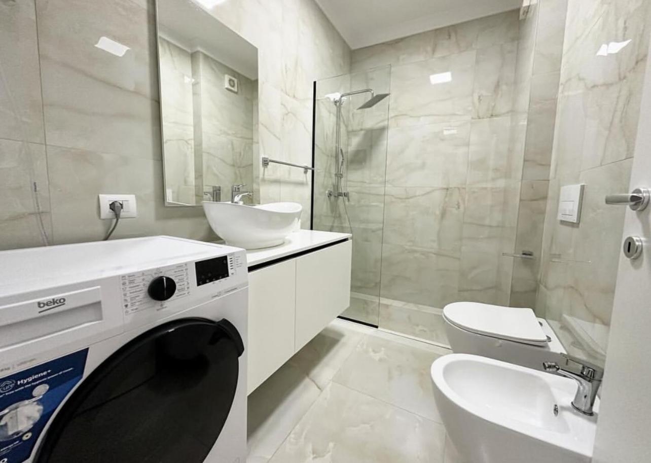 New Bazaar, Grand Apartment Тирана Екстер'єр фото