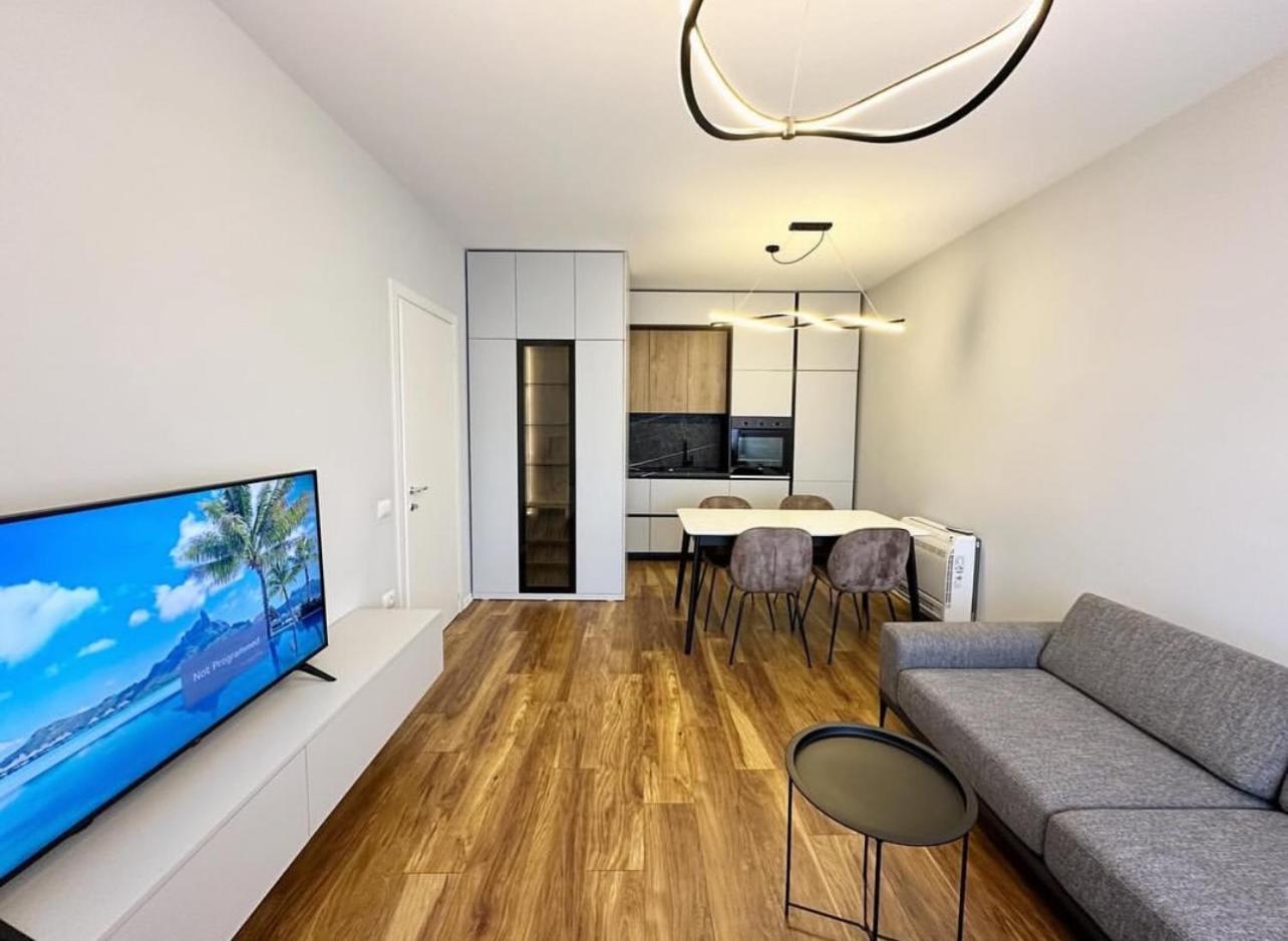 New Bazaar, Grand Apartment Тирана Екстер'єр фото